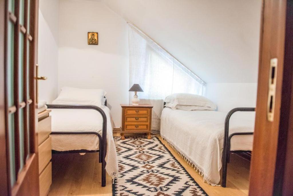 Casa Gotika Guest House Vama  Bagian luar foto