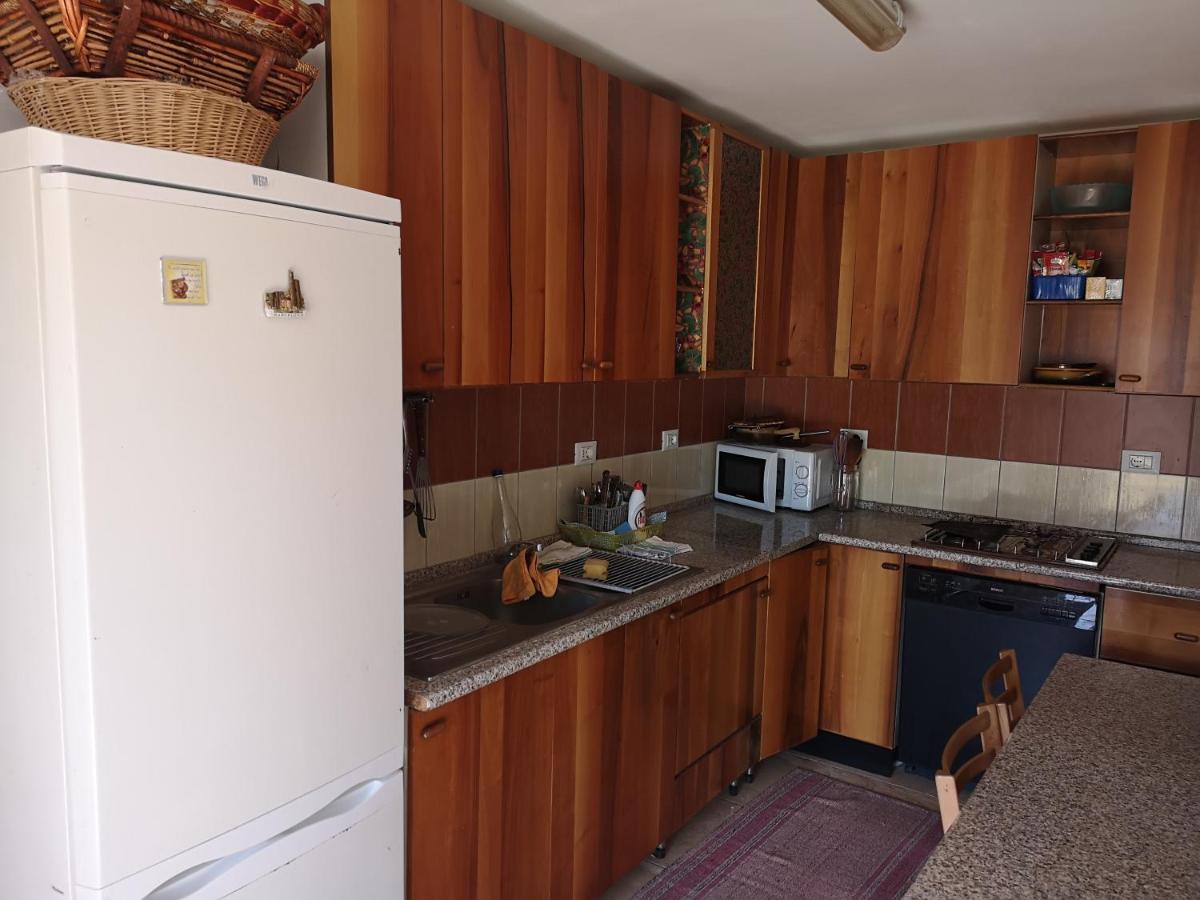 Casa Gotika Guest House Vama  Bagian luar foto